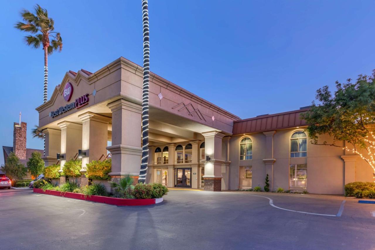 Best Western Plus Hilltop Inn Реддинг Экстерьер фото