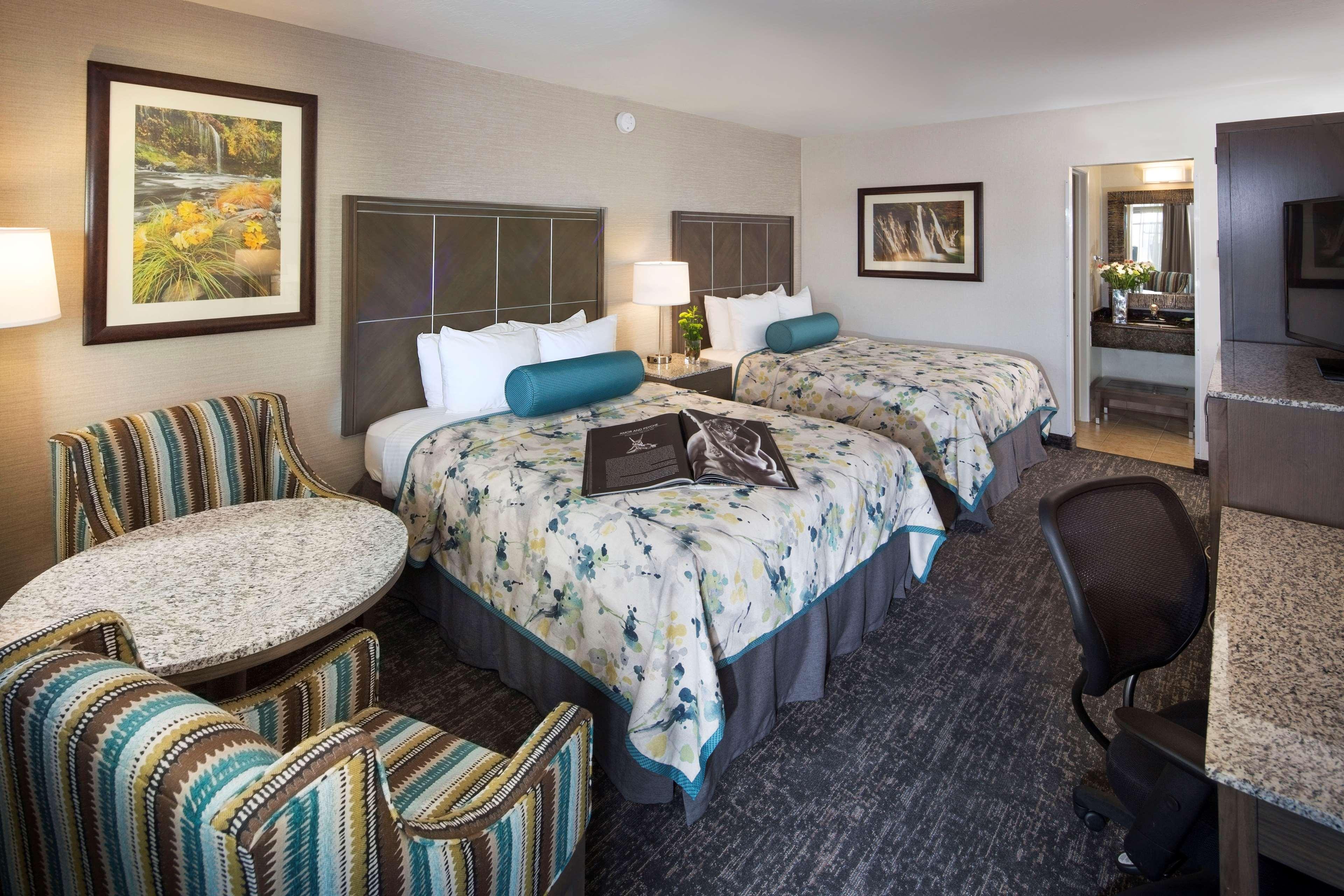 Best Western Plus Hilltop Inn Реддинг Экстерьер фото